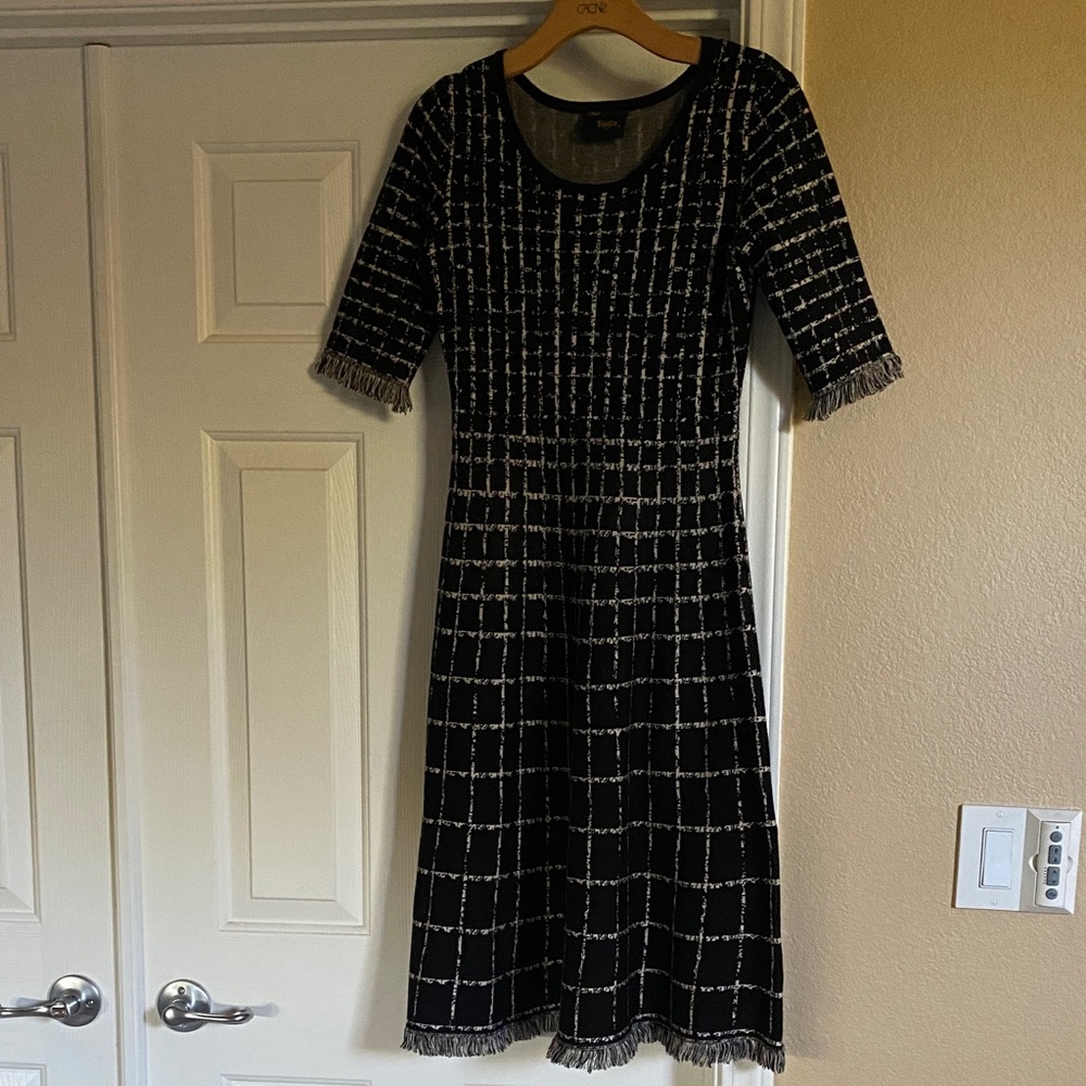 Just...Taylor Elegant Black and White Long Sleeve Dress